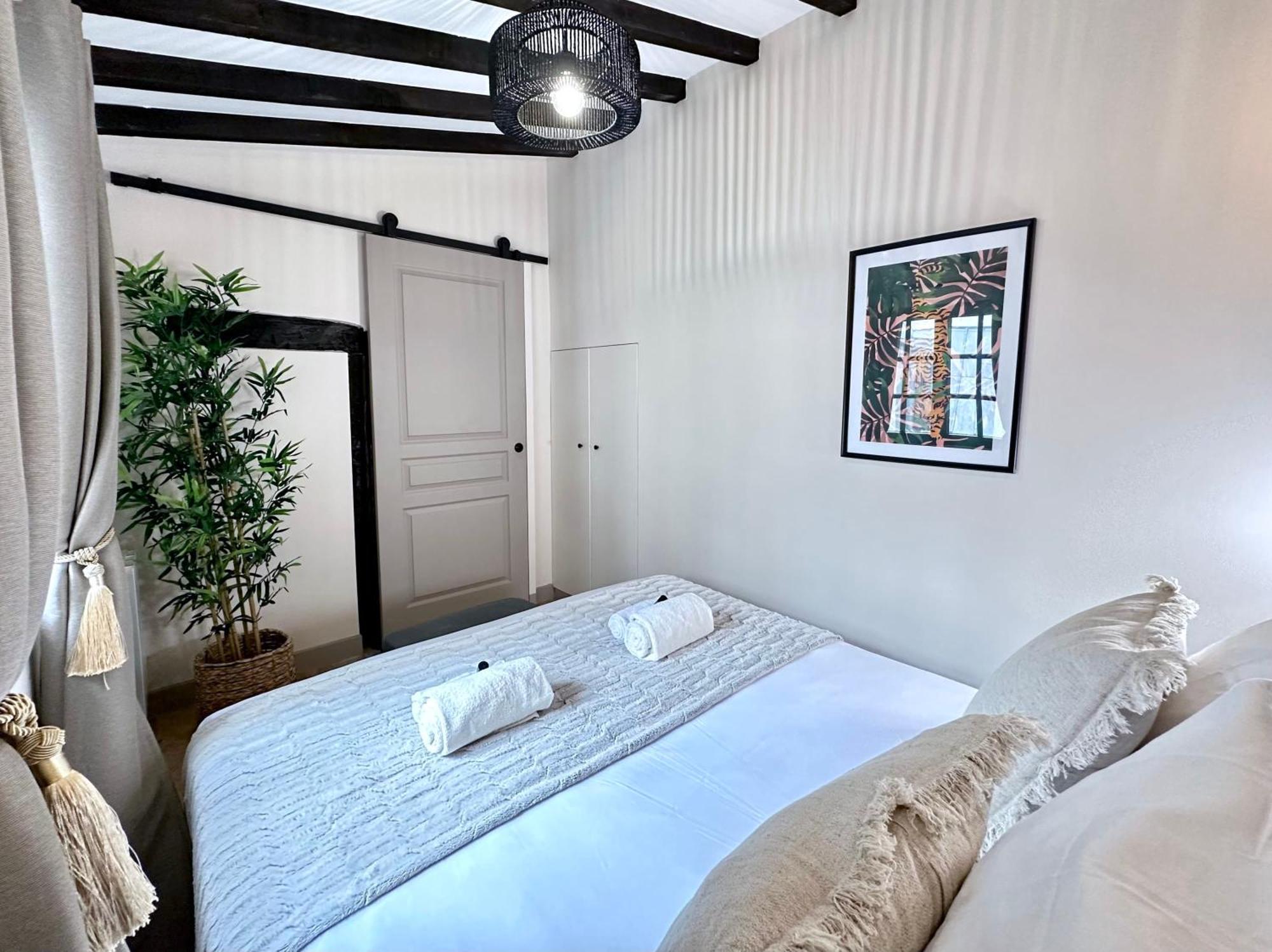 פריז Le Marais' Finest Luxurious Apartment מראה חיצוני תמונה