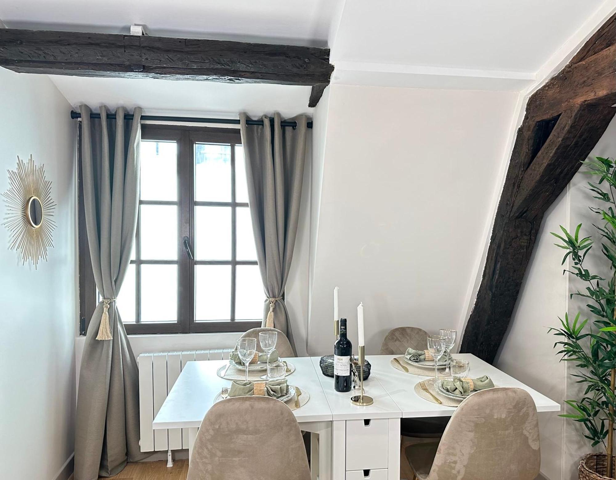 פריז Le Marais' Finest Luxurious Apartment מראה חיצוני תמונה