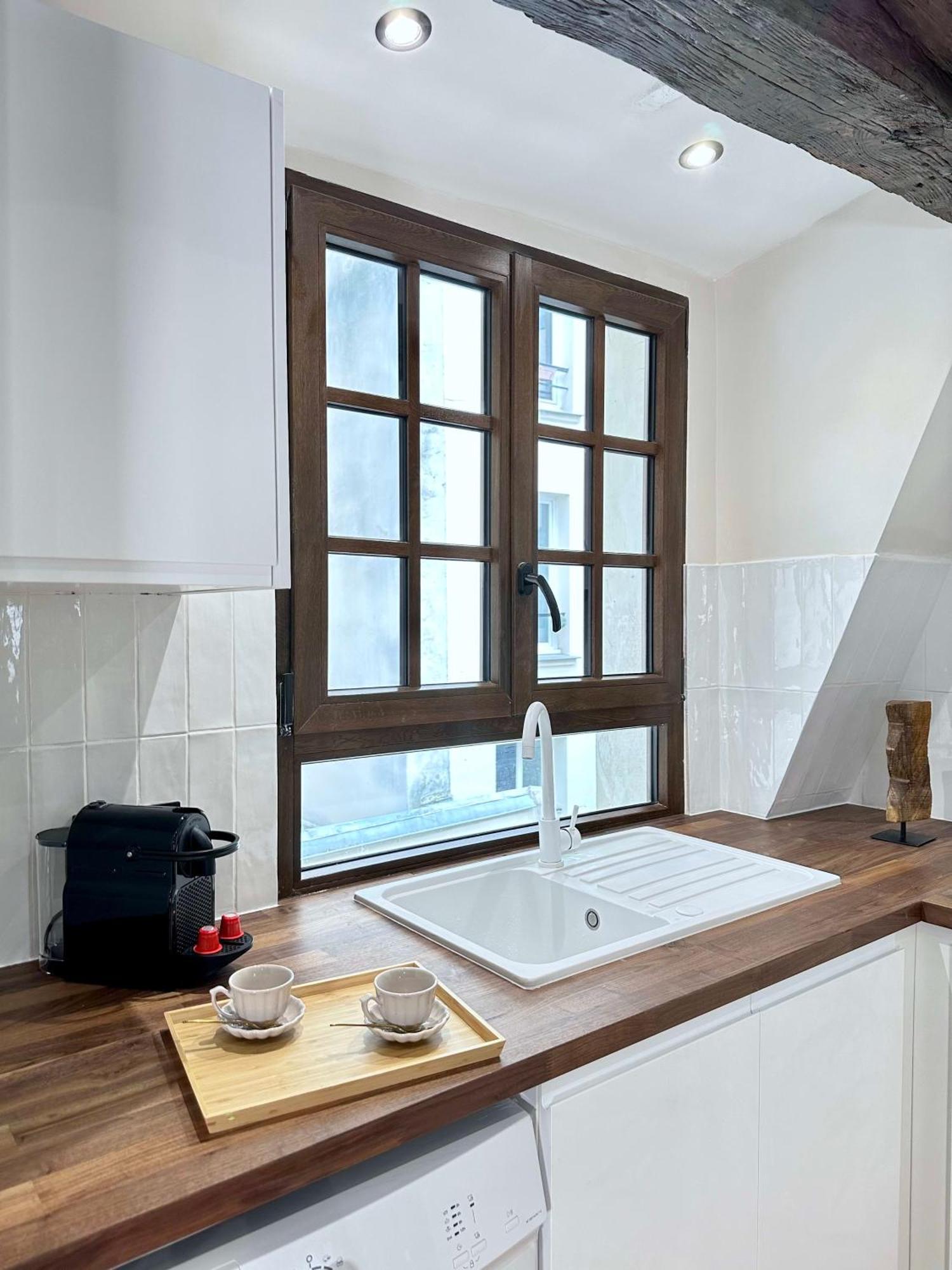 פריז Le Marais' Finest Luxurious Apartment מראה חיצוני תמונה