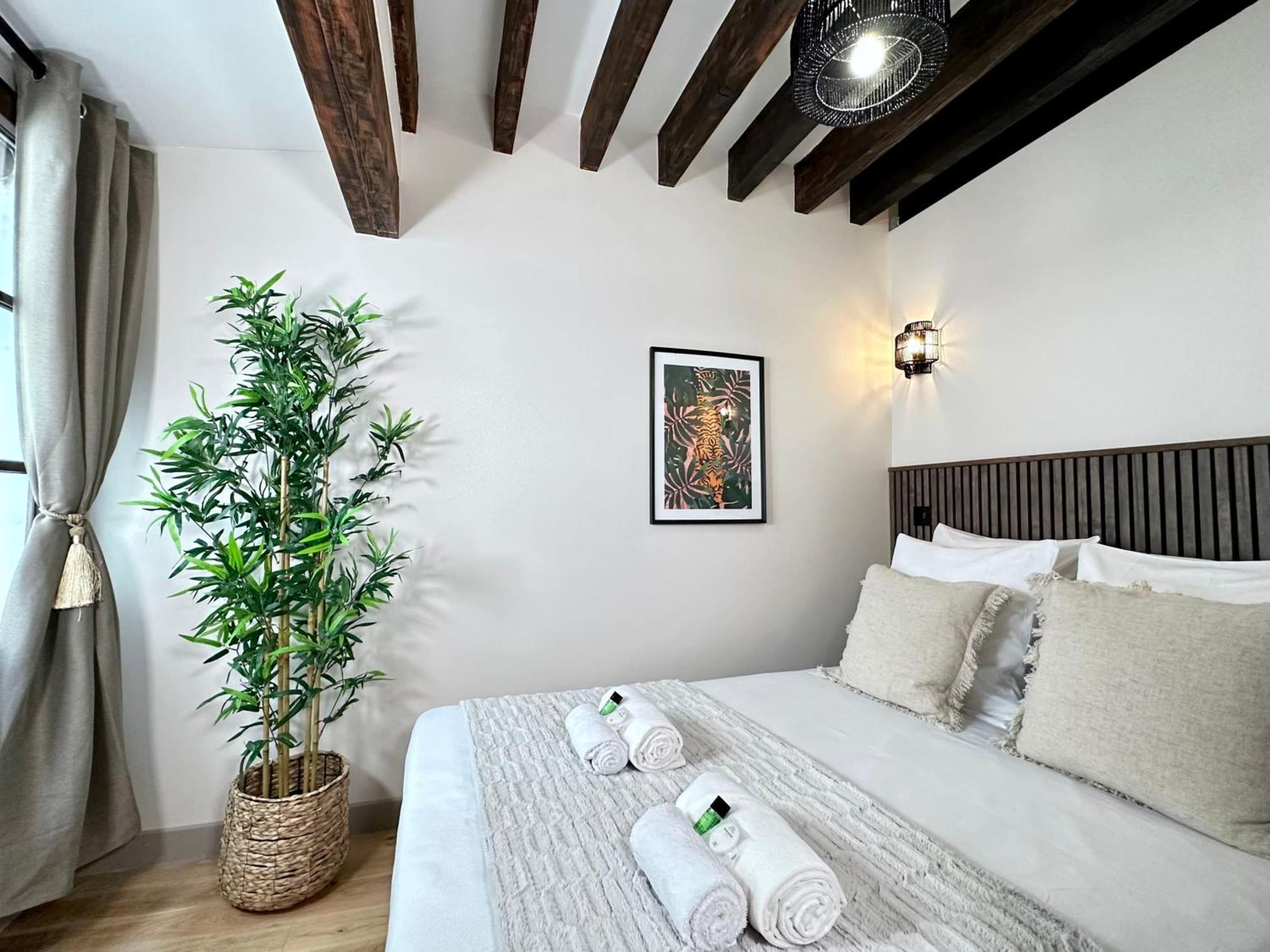 פריז Le Marais' Finest Luxurious Apartment מראה חיצוני תמונה