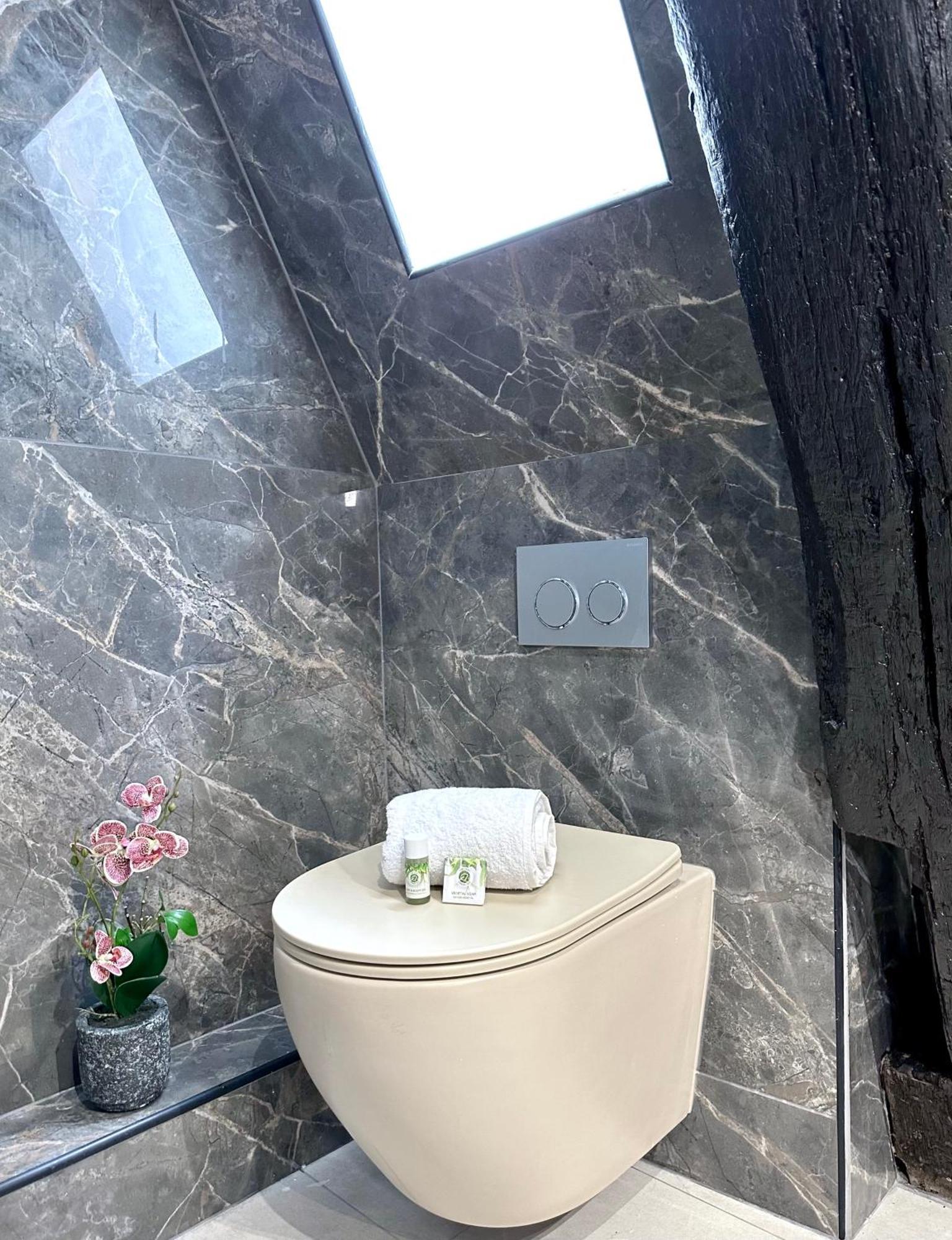 פריז Le Marais' Finest Luxurious Apartment מראה חיצוני תמונה
